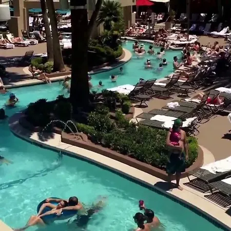 Mgm Signature Tower 1-3
